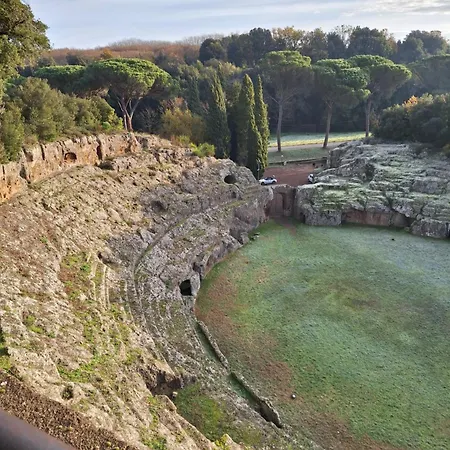 Radici Etrusche Affittacamere Sutri